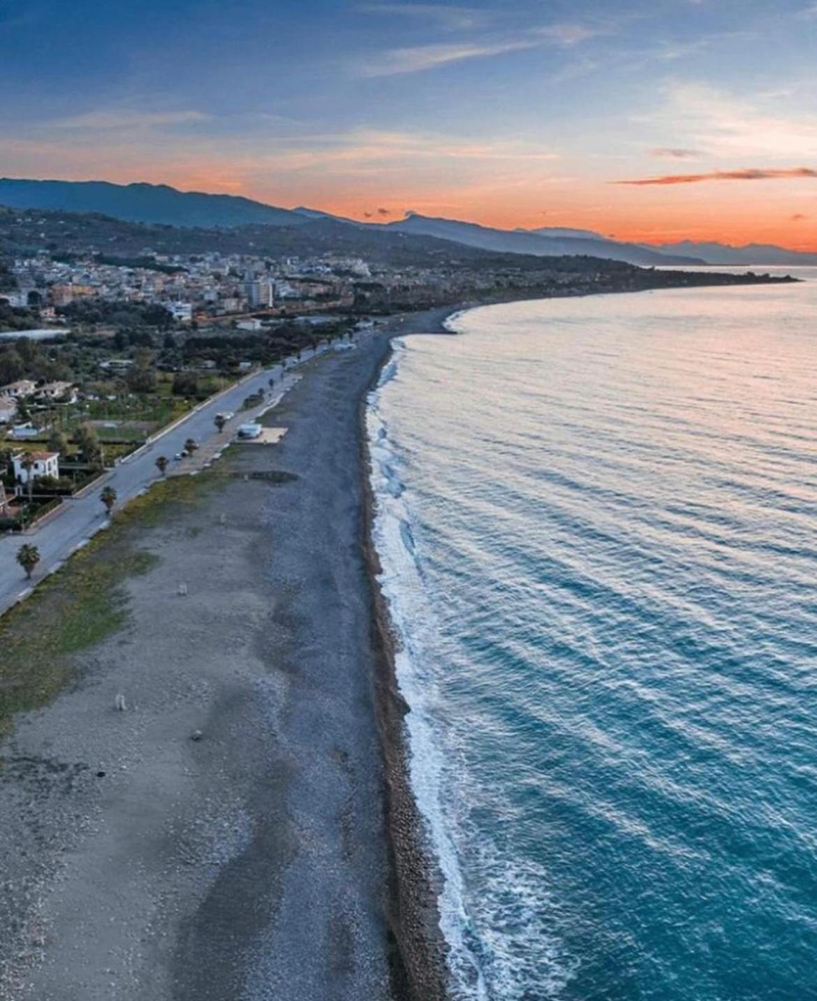 Appartamento Vista Isole Eolie Аккуедольчі Екстер'єр фото